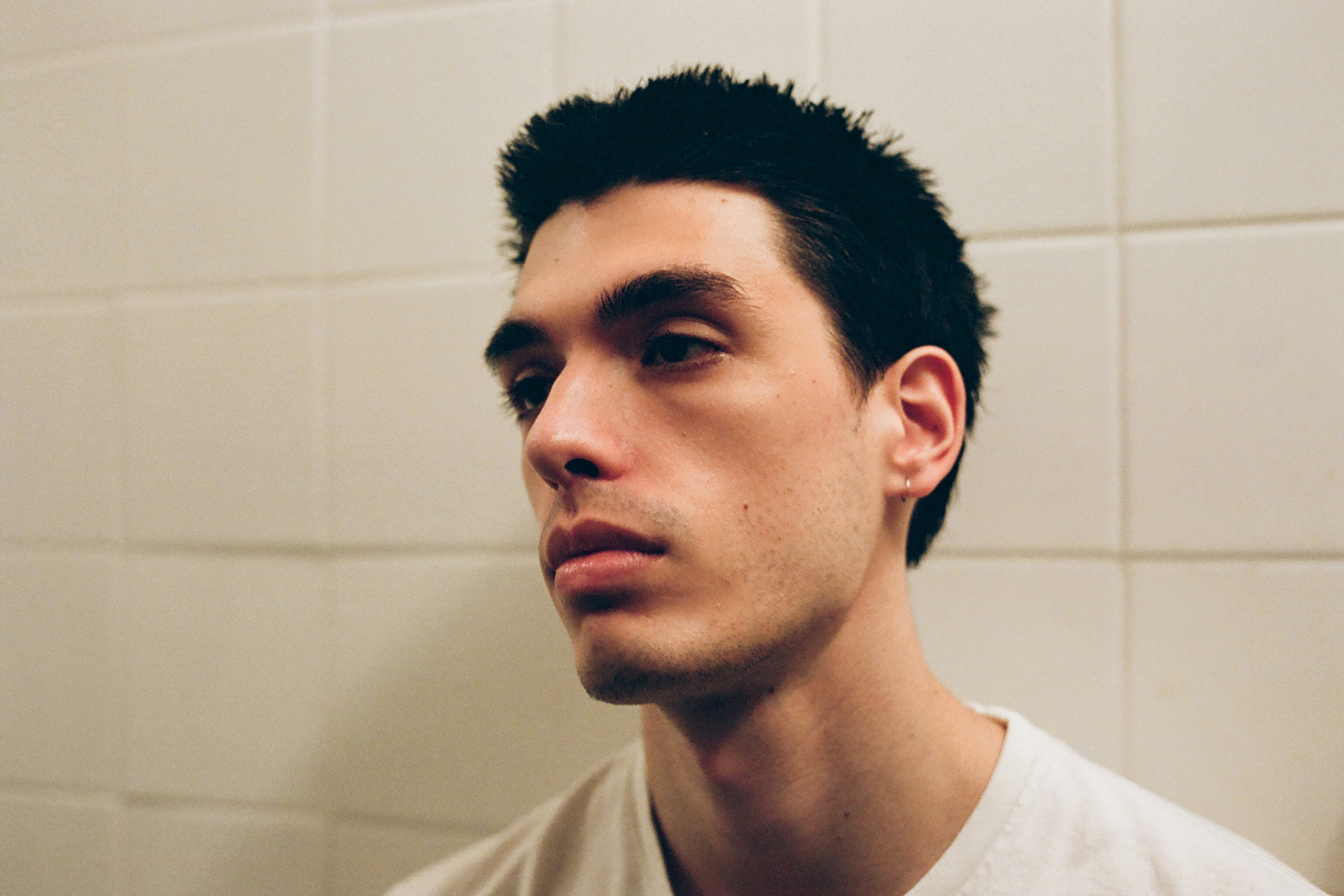 Leo Bhanji has shared single 'Book 1' from his upcoming new EP