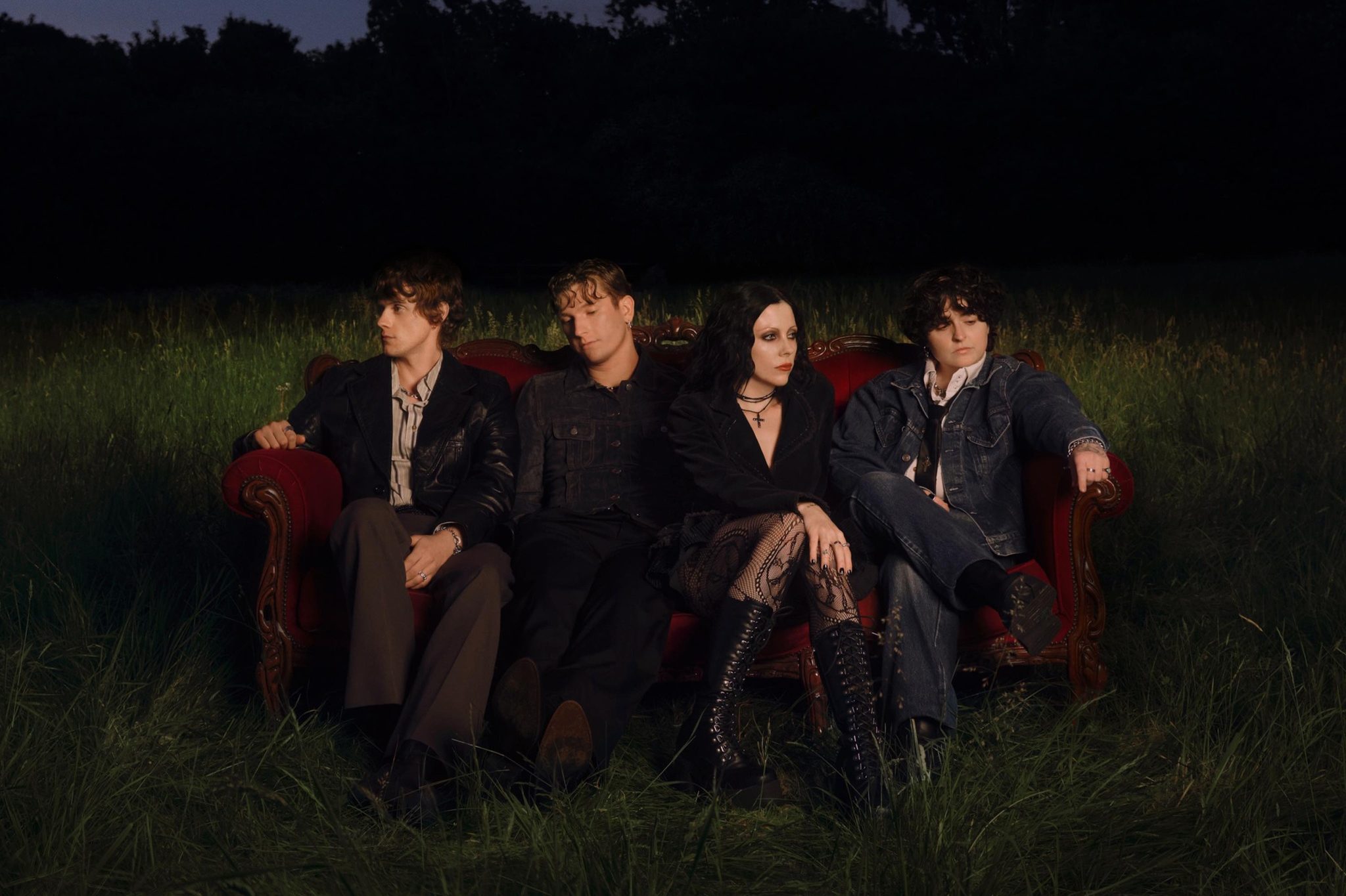Pale Waves have dropped new 'Smitten' breakup single 'Glasgow'