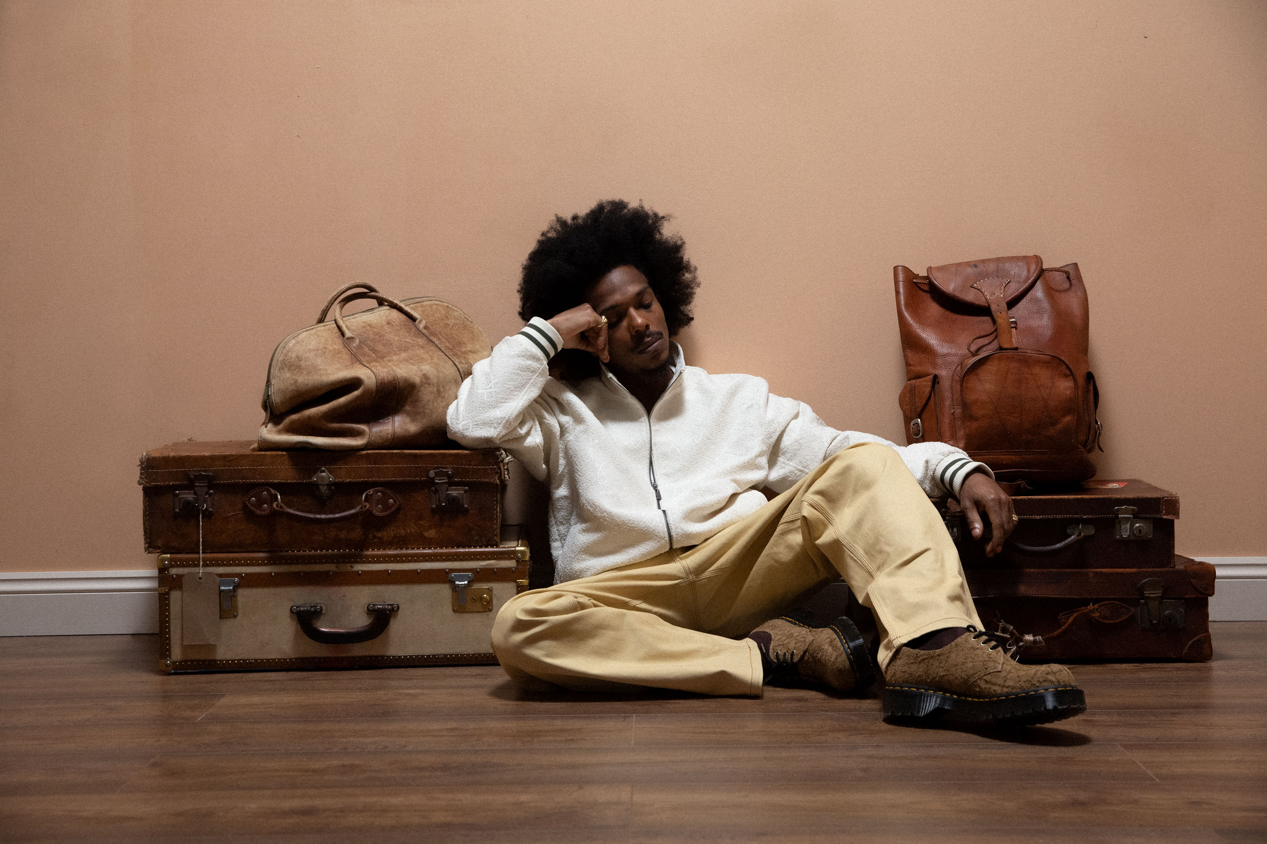 BERWYN releases new single 'Neighbours'