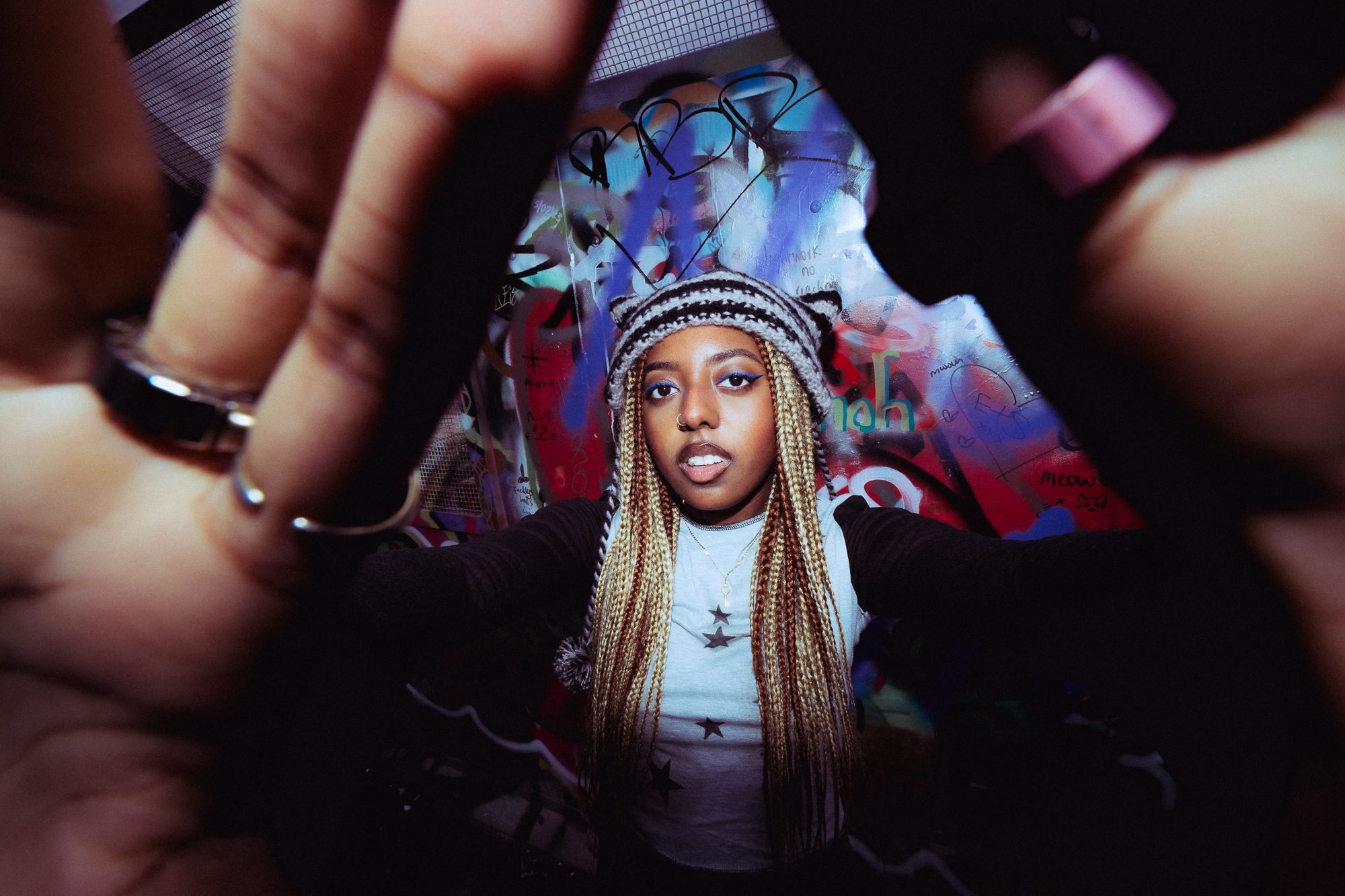 DellaXOZ has shared a new track, 'don't do it' - "a reminder to not relapse back into old habits"