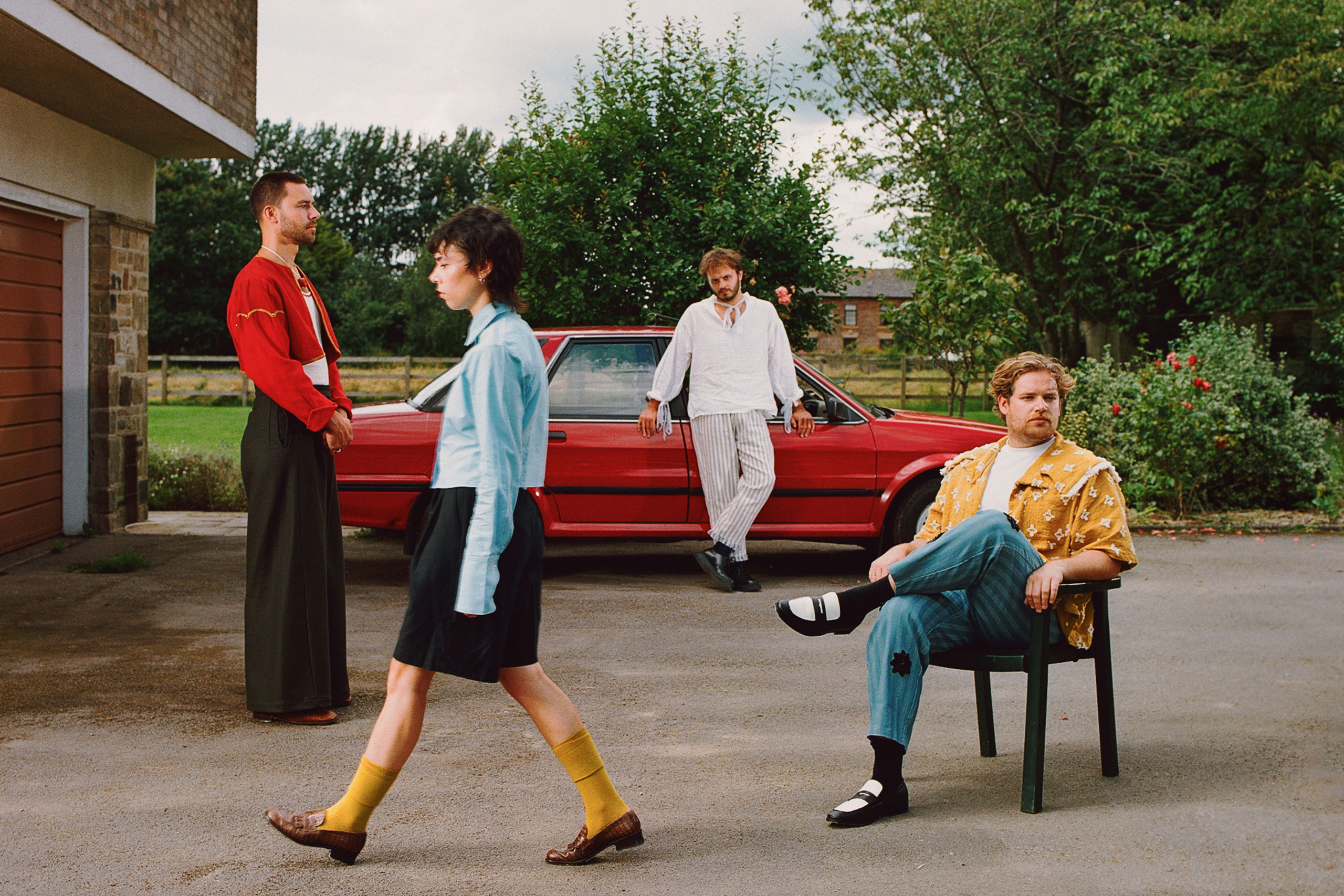 Divorce have announced their debut album 'Drive to Goldenhammer', and shared ego-busting teaser single 'All My Freaks'