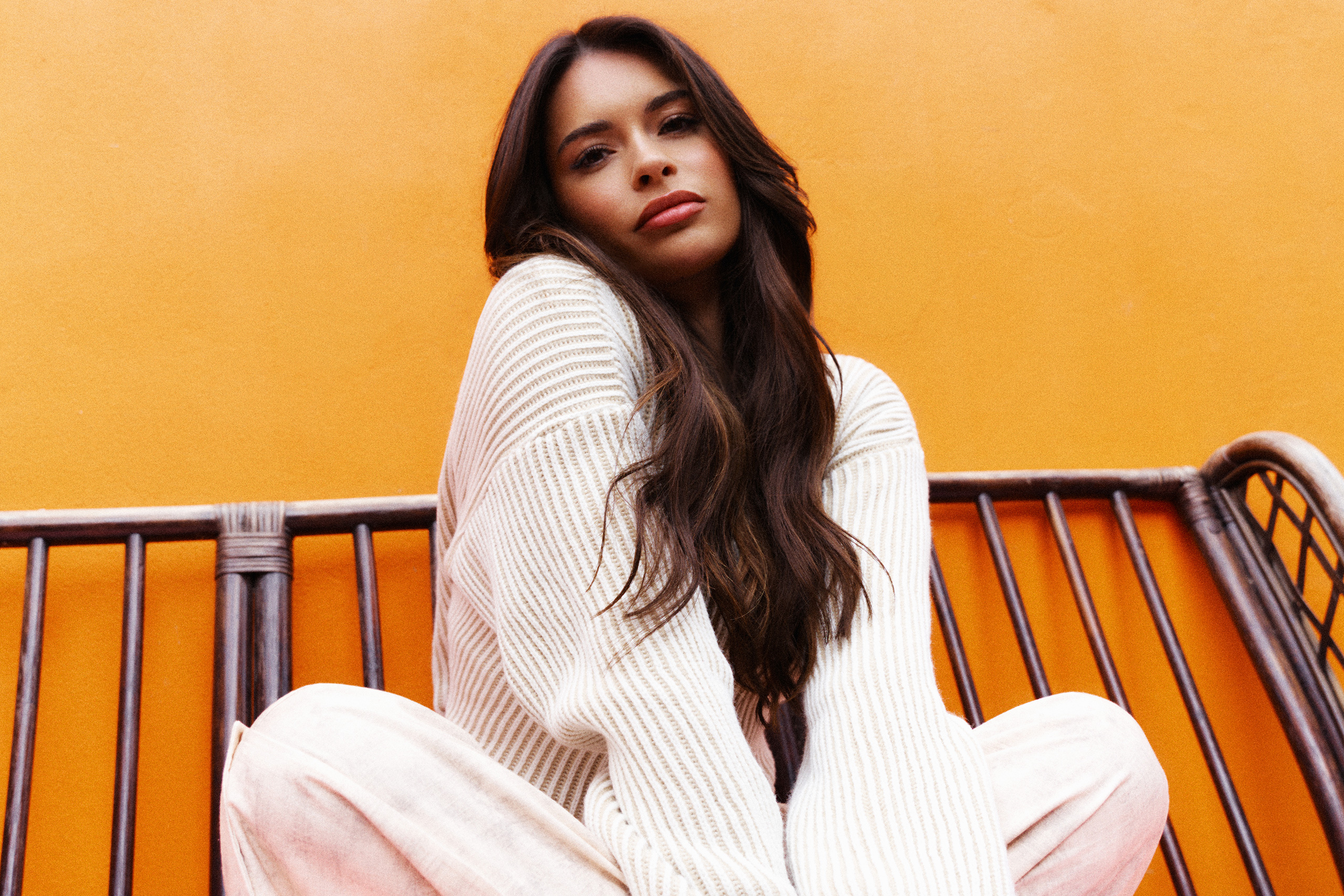 Liv Dawson has released a new EP teaser single about confusing breakups, 'Does It Even'