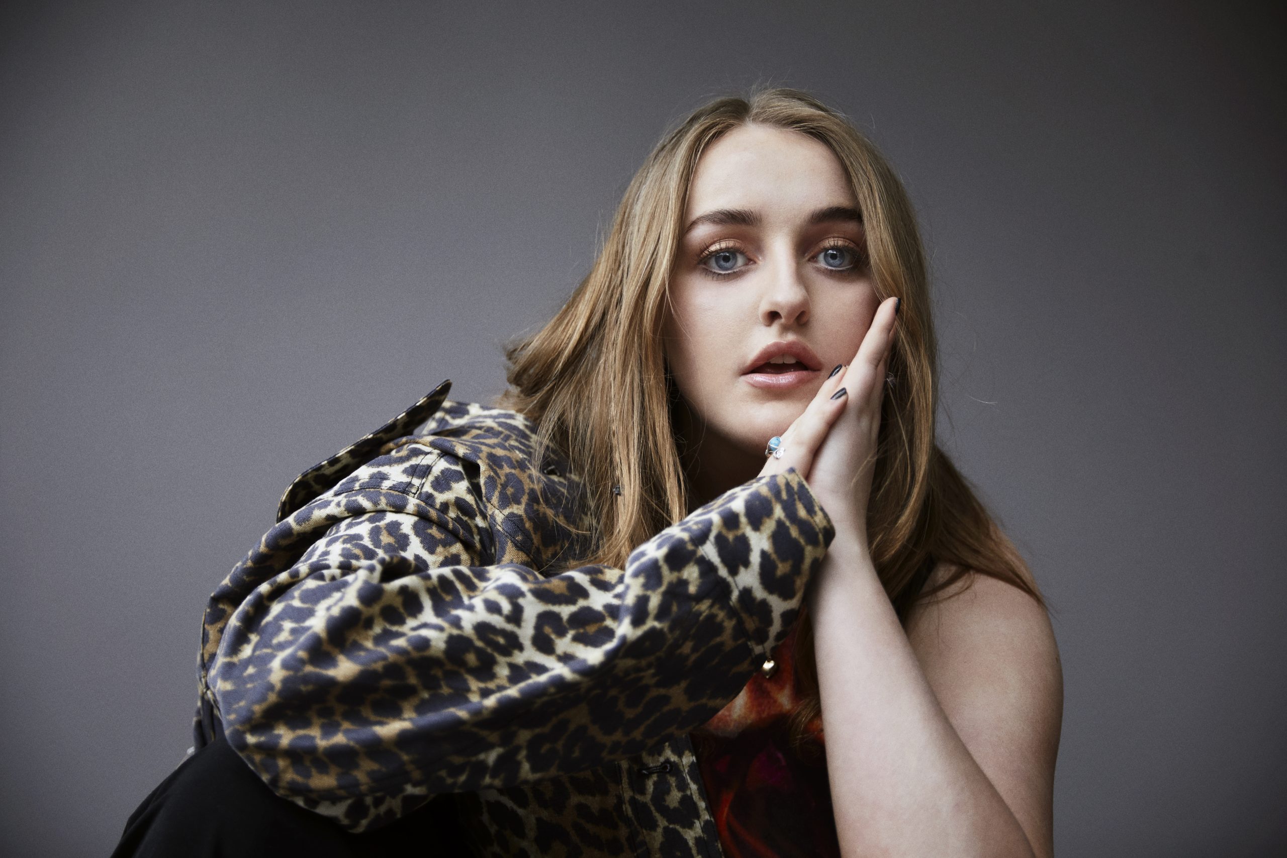 Nell Mescal is kicking off 2024 with another brilliant brand new track, 'Killing Time'