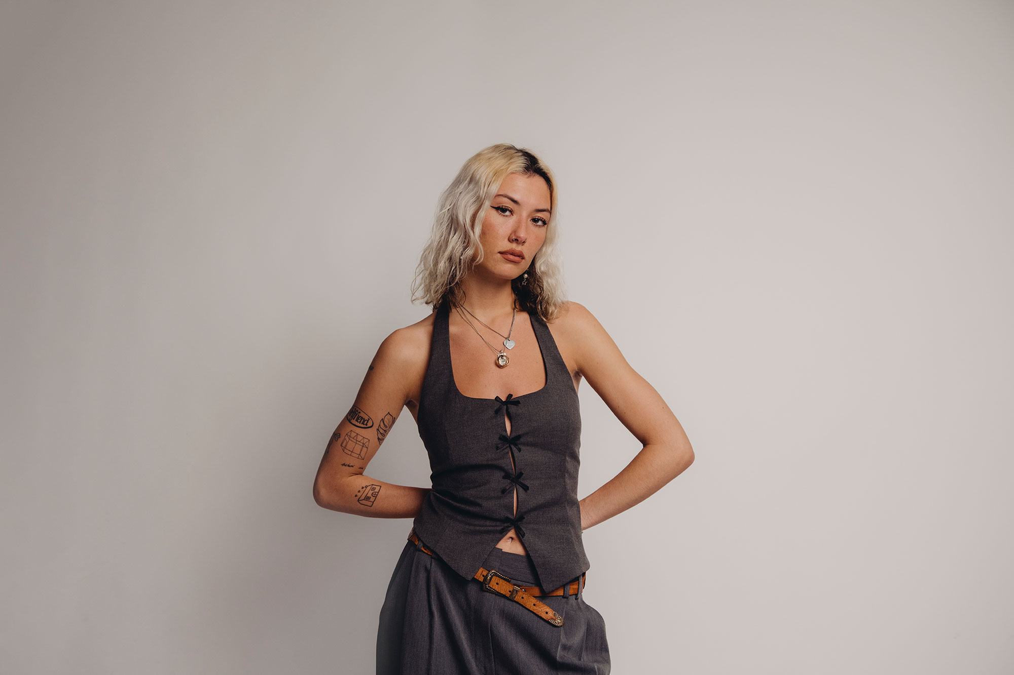 Nieve Ella has dropped her massive new single, 'Ganni Top (She Gets What She Needs)', ahead of EP 'Watch It Ache and Bleed'