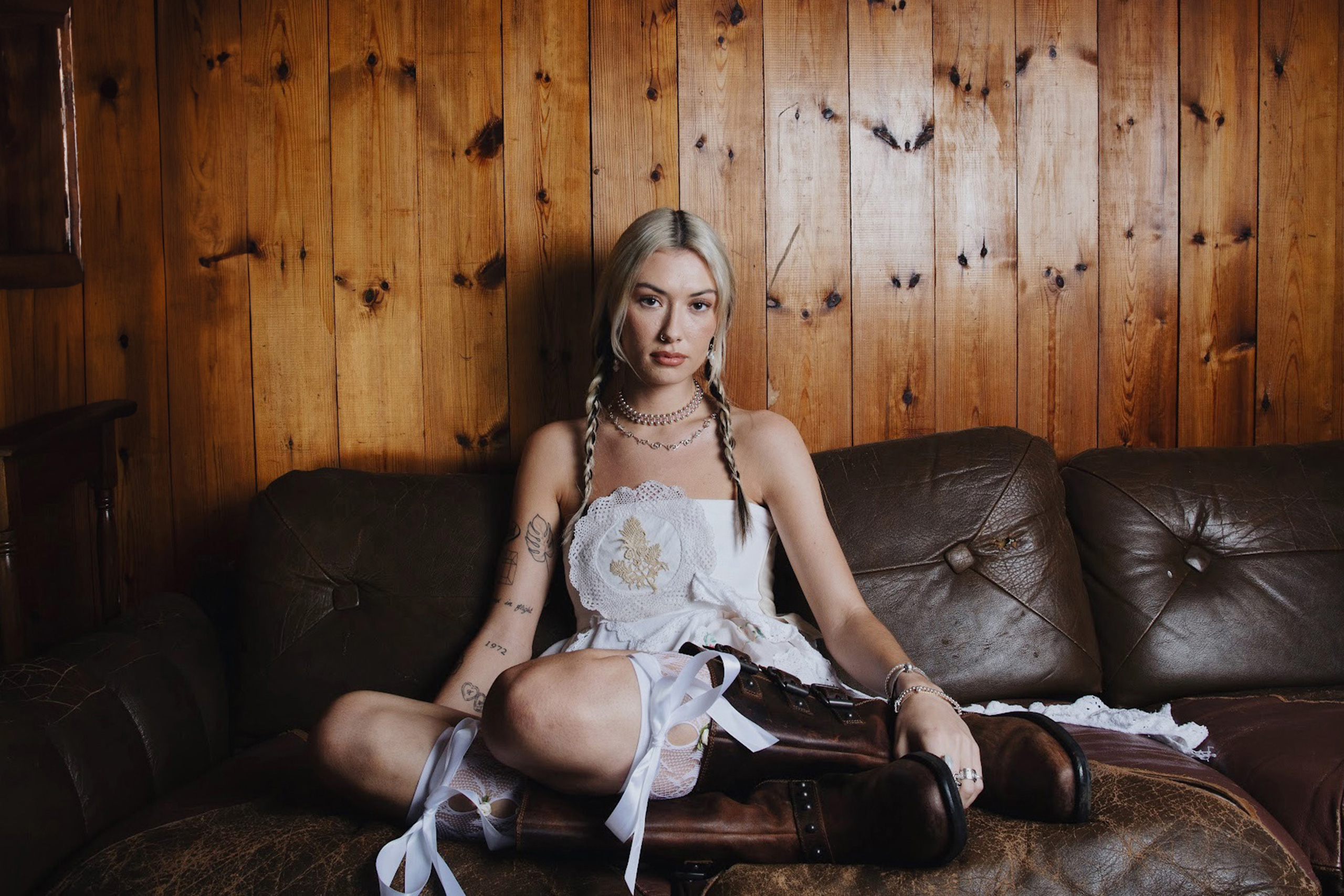 Nieve Ella has released her first single of 2024, argument-inspired track 'The Things We Say'