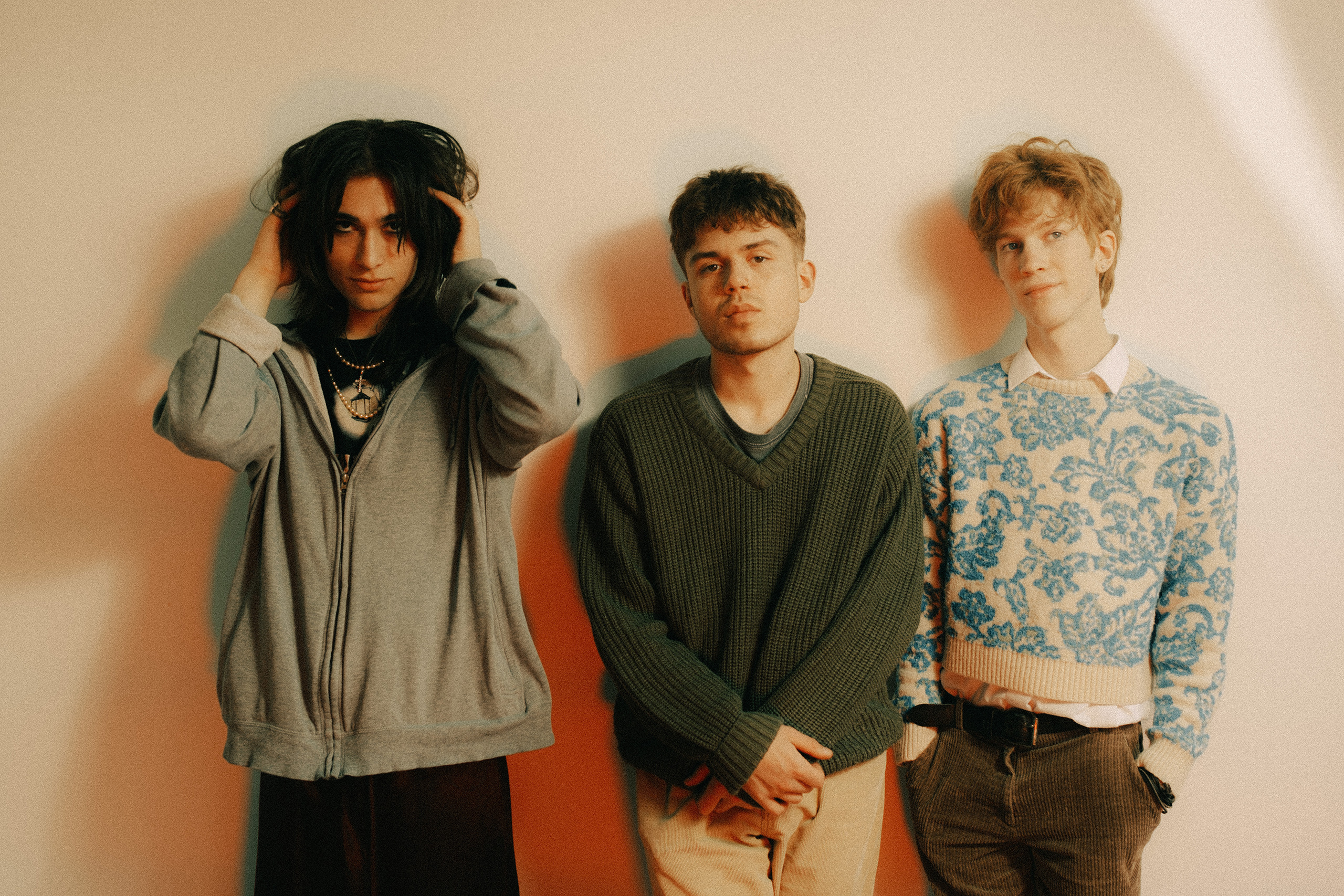 Vacant Weekend tease their new maxi-EP with early teaser single 'Talk'