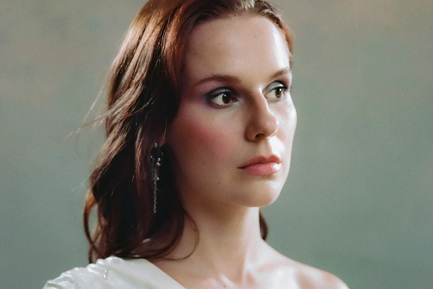 ELIO has announced her debut album with love/hate lead single, 'More Than My Mind'