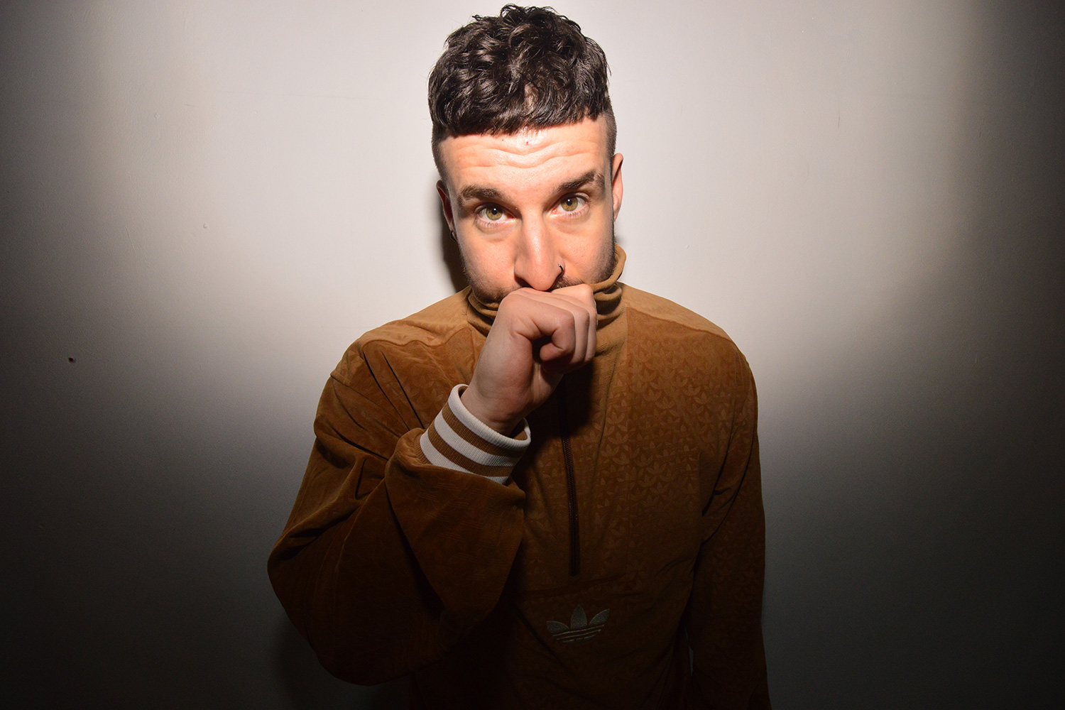 Minas has released a new single inspired by financial panic, 'Stress (Feat. Razkid)'