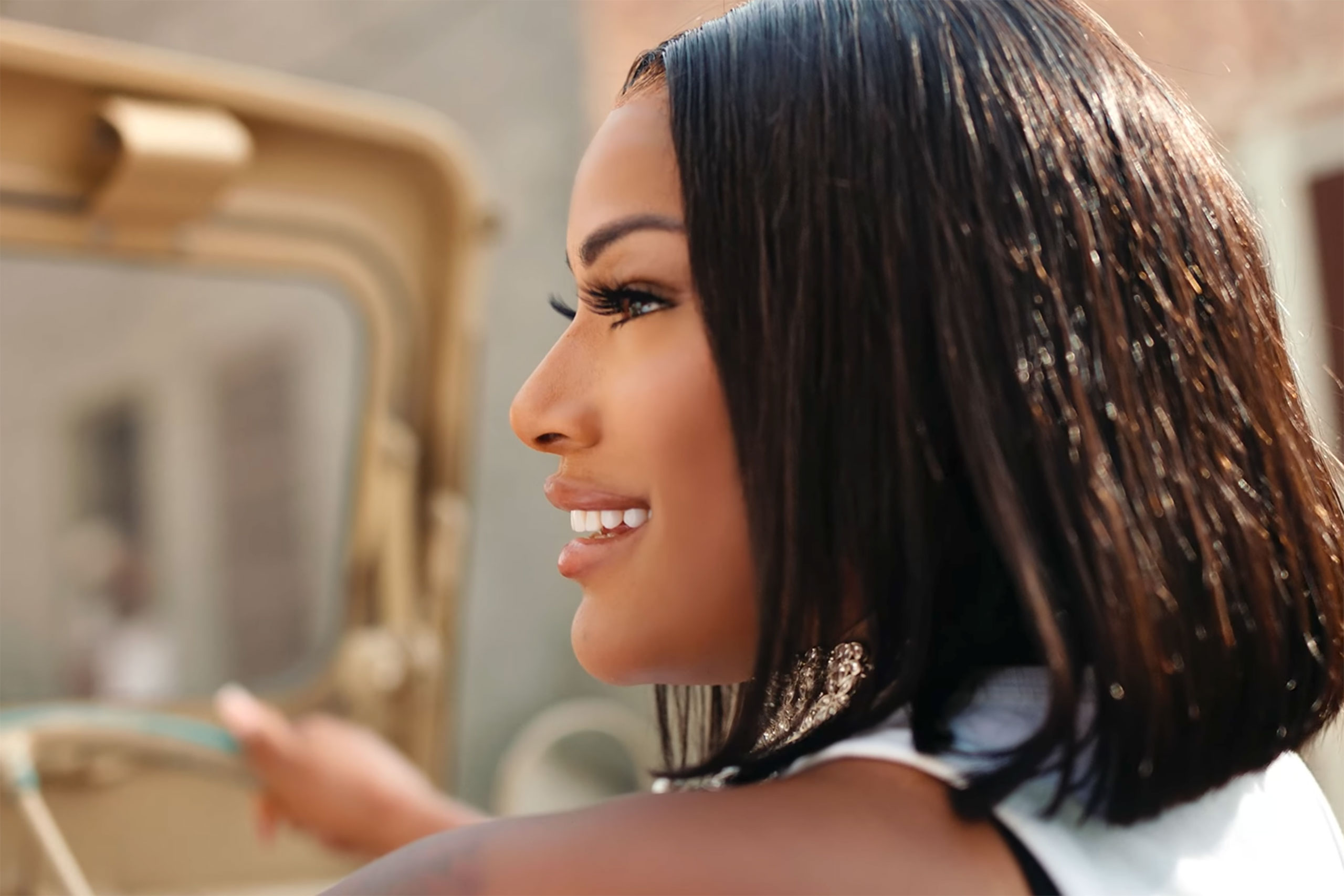 Stefflon Don's new single 'Dilemma' sees her collaborate with late rapper Sidhu Moose Wala and producers Steel Banglez and Guiltybeatz