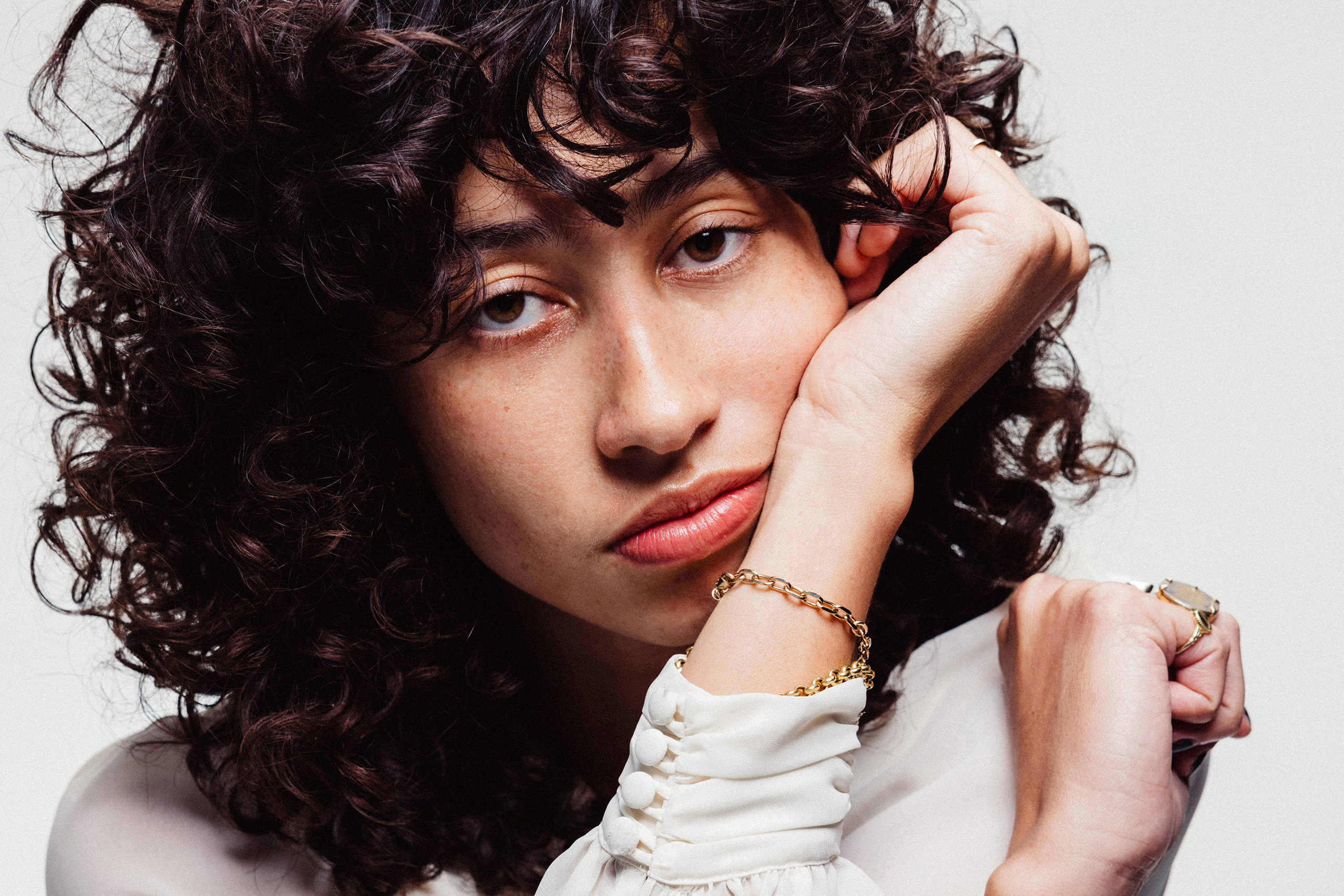 Towa Bird has announced her debut album 'American Hero' with early single 'Sorry Sorry'