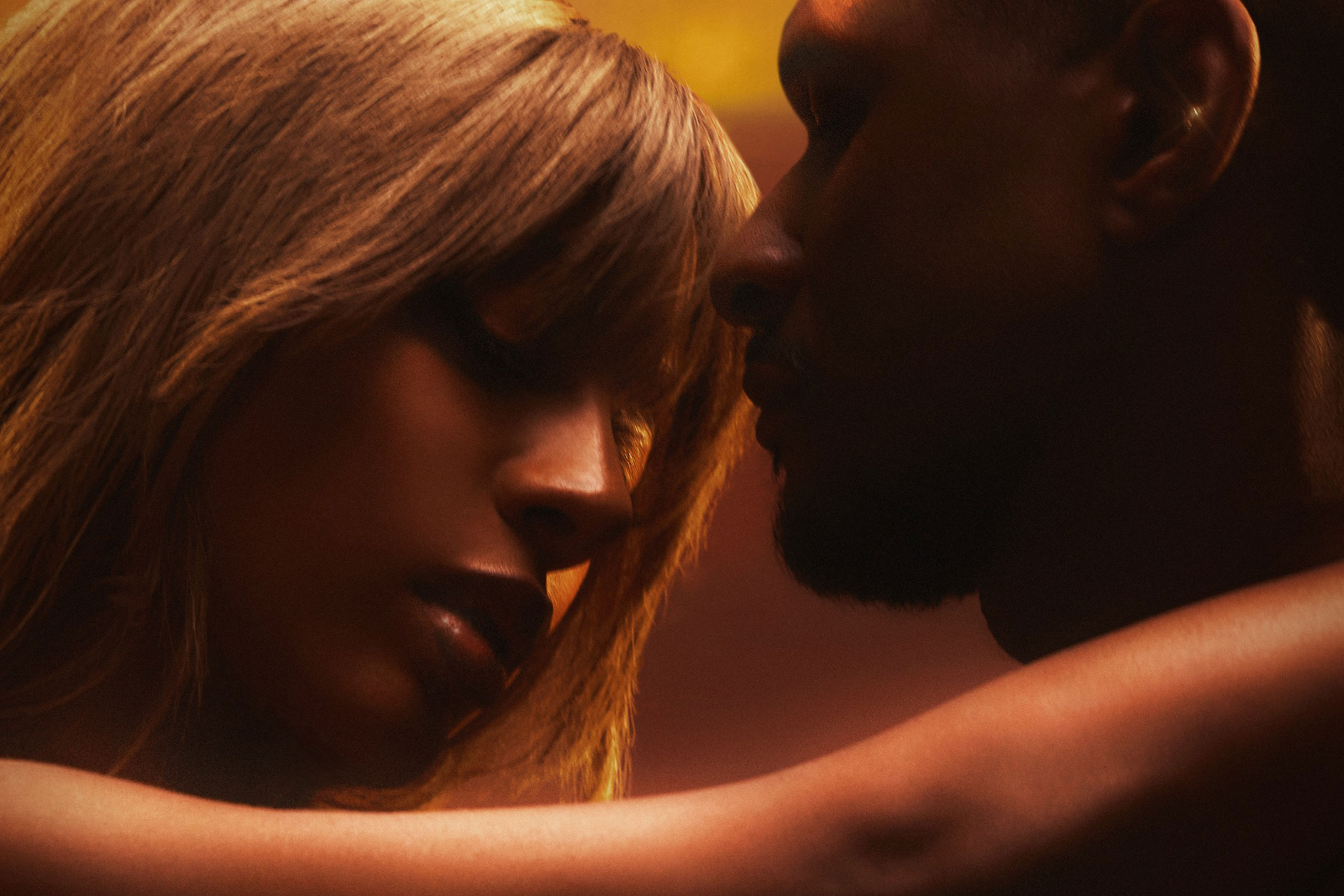 Victoria Monét has teamed up with Usher for her new single 'SOS (Sex On Sight)'