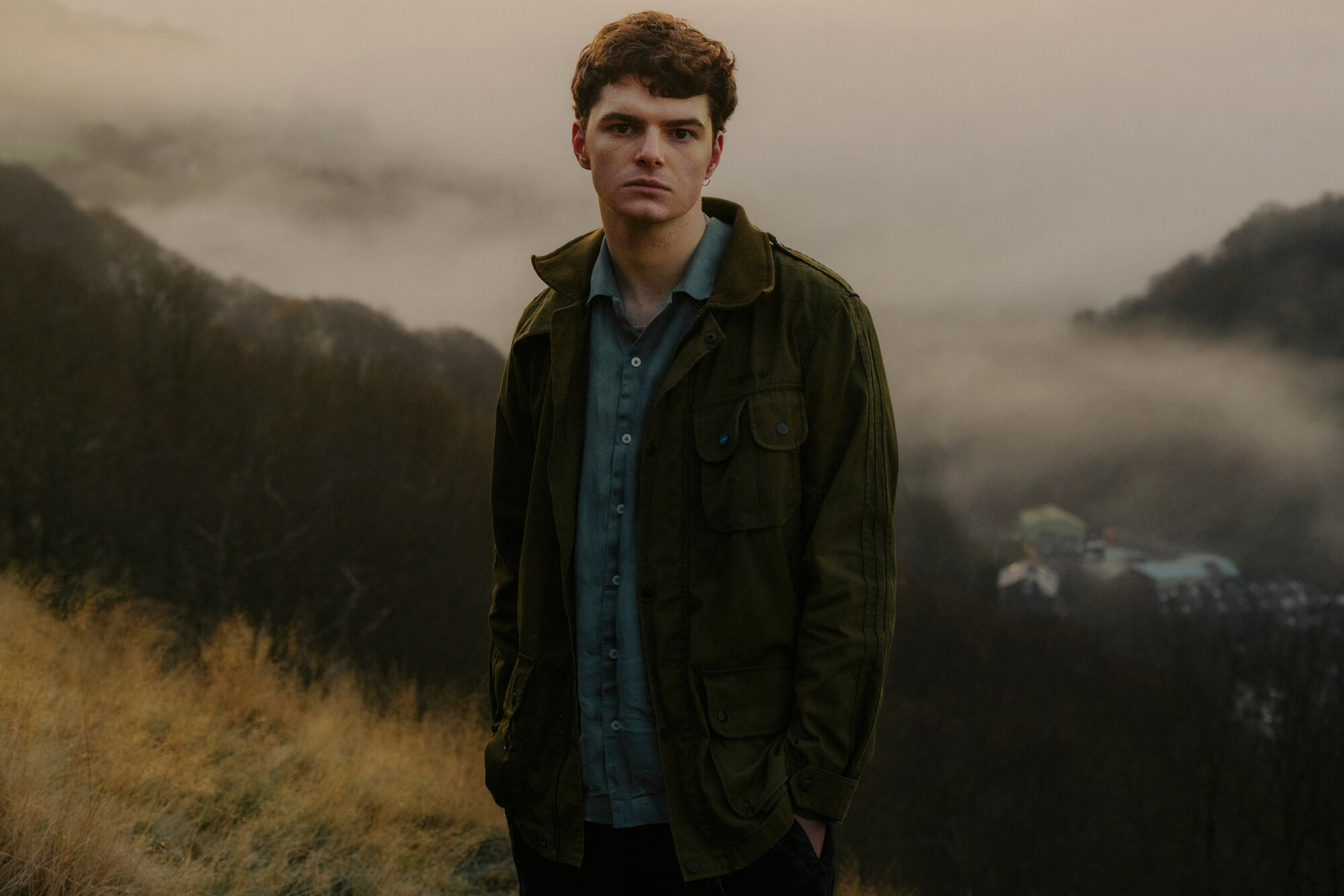 Working Men's Club's Sydney Minsky Sargeant has released a new single, 'Long Roads'