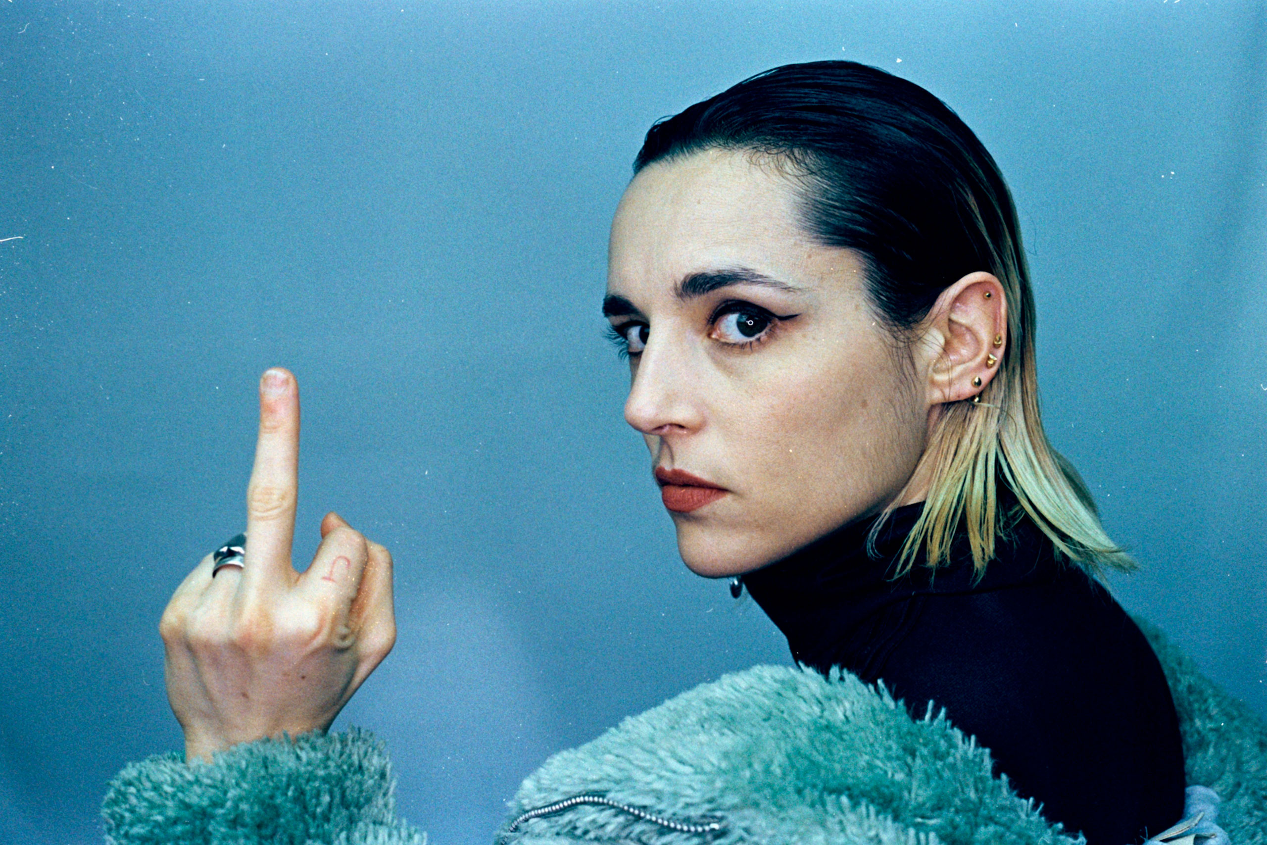 Jehnny Beth has dropped her new single 'Obsession'