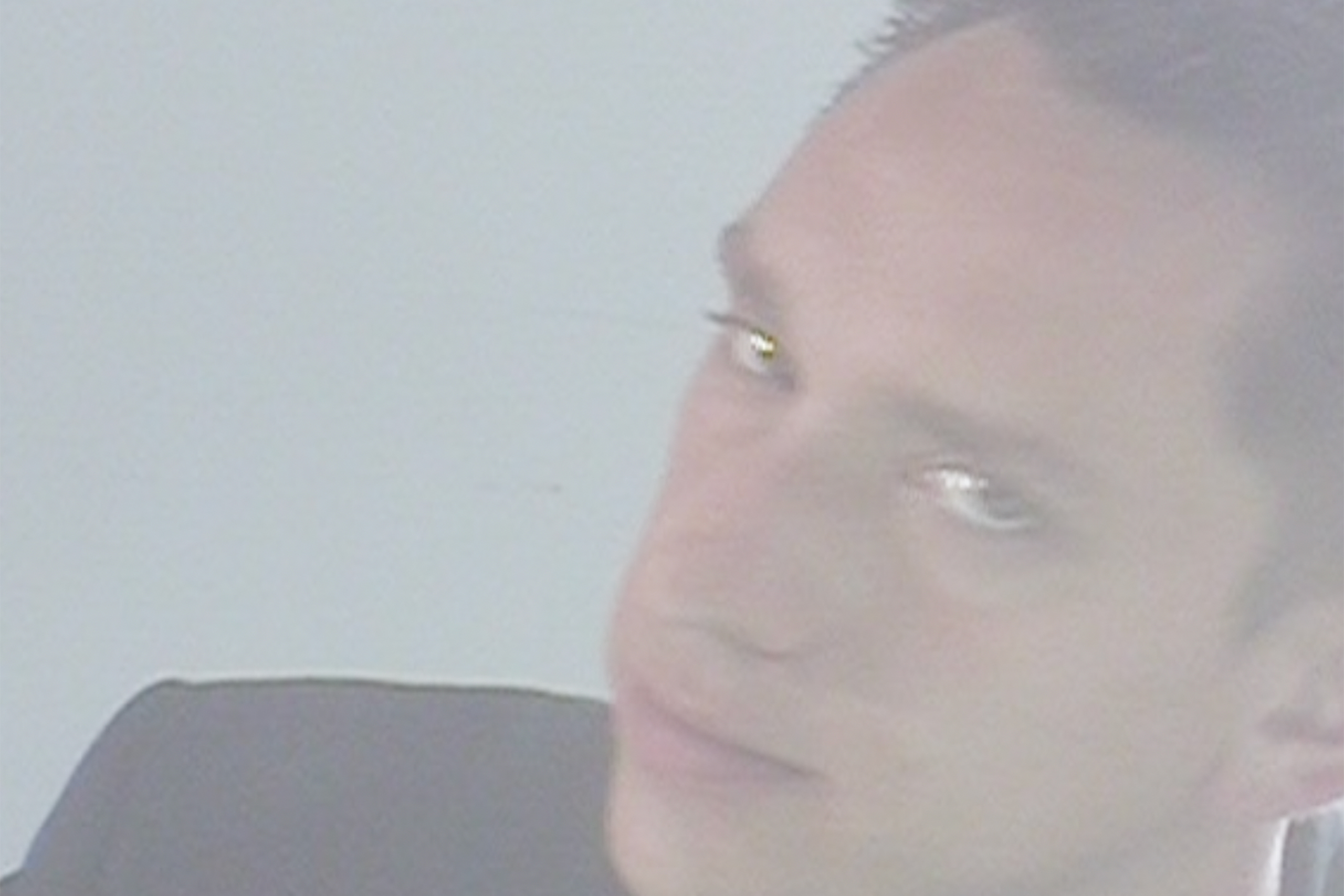 Oliver Sim is back with his infatuated new single, 'Obsession'