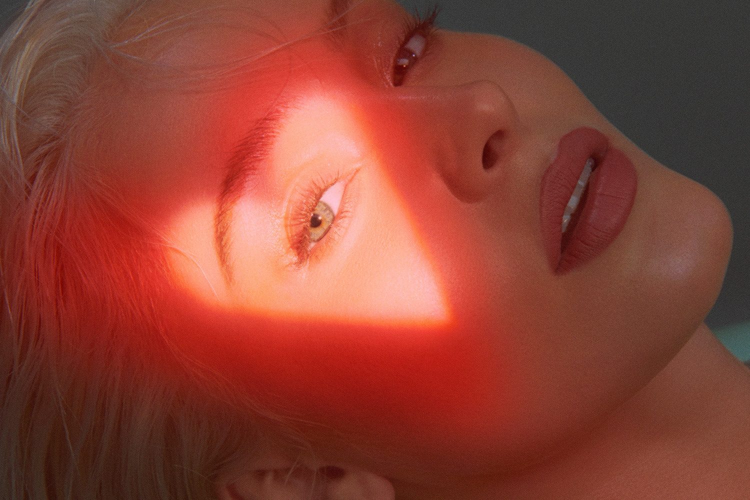 Zara Larsson is doing a special live stream show with Ikea