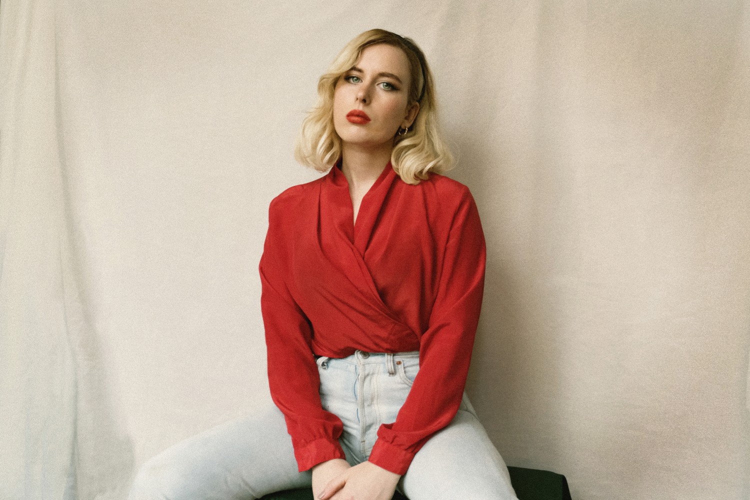 Holly Macve has a brand new single, 'Daddy's Gone' - watch the video now