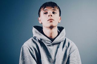 Ewan McKenna has introduced himself with debut single ‘Like Us’