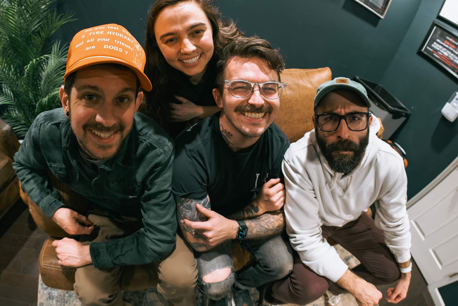 Sincere Engineer have dropped ‘Twist My Tongue’ as they announce time-obsessed fourth album ‘Probable Claws’