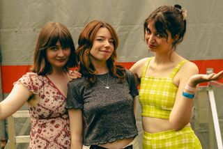 cheerbleederz and Tiny Stills have announced a UK co-headline tour for April