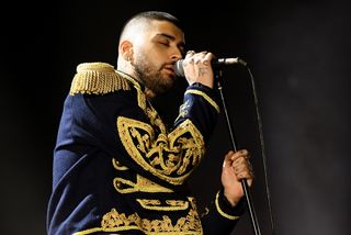 ZAYN has released his new single 'Die For Me'