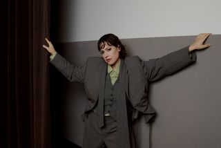 Odd Beholder has dropped her new protest song, 'Internet Famous'