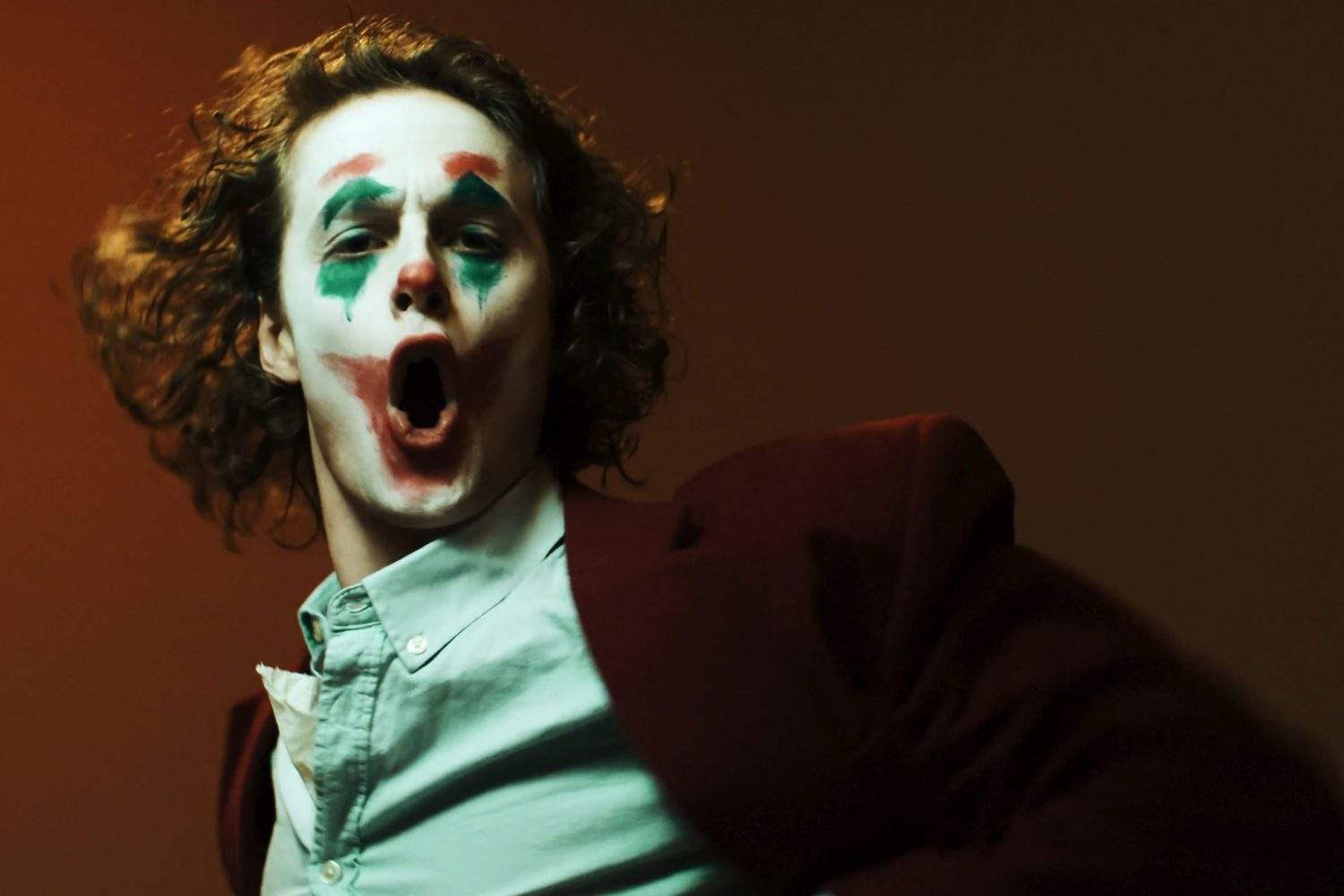 Buzzard Buzzard Buzzard take the piss out of Joker in their new video for 'Hollywood Actors'