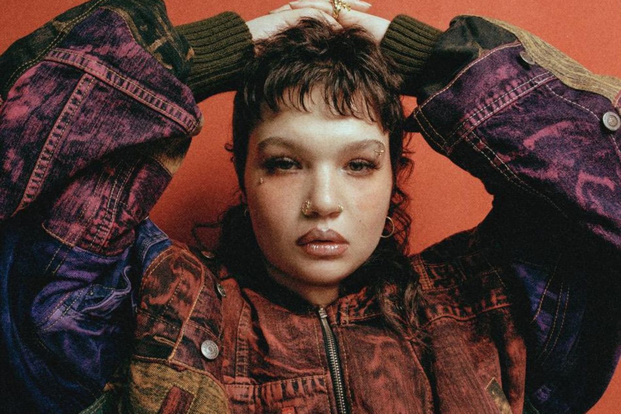 Lola Young has released her new single 'One Thing' with a Dave Meyers-directed video