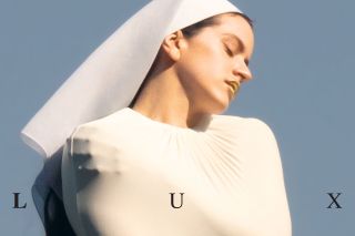 Rosalía has unveiled a new video for 'Sauvignon Blanc' from her album 'LUX'