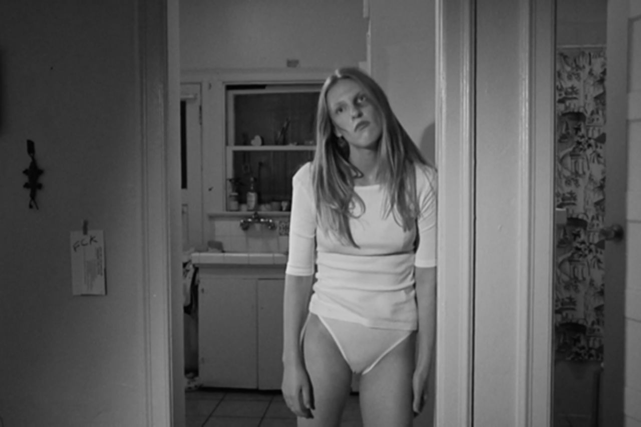 Audrey Hobert has unveiled a new video for 'Sex and the City' as she begins her headline tour